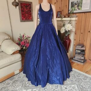 Stunning Cobalt Blue Clarisse Ballgown – NWT (Size 6)